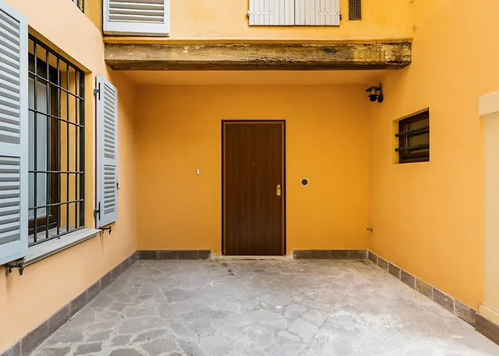 شقة Casa Ambrosini By Wonderful Italy
